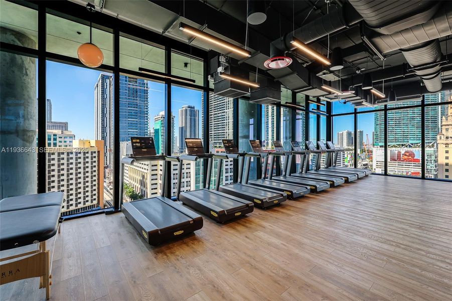 Community amenities in The Elser Hotel & Residences, Miami (Image 56).