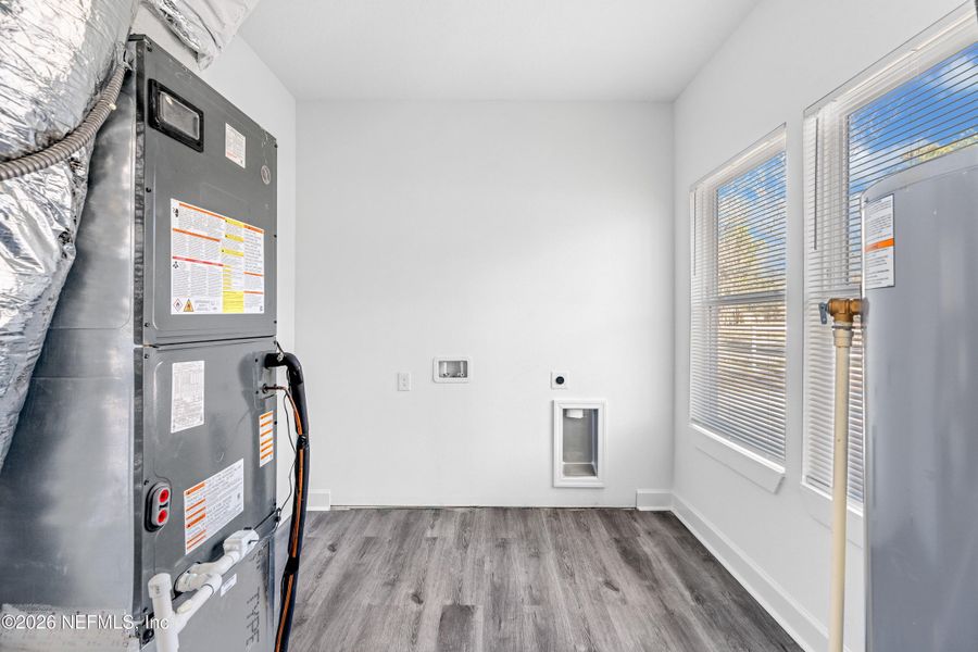 Furnished interior view inside a new home in , Jacksonville (Image 4).