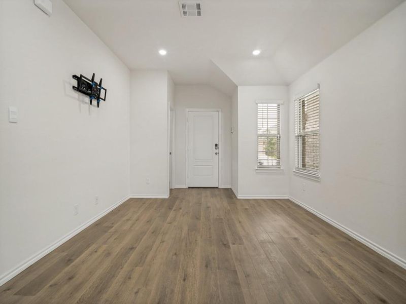 Spacious, unfurnished interior of a new home in Magnolia, Josephine (Image 21).