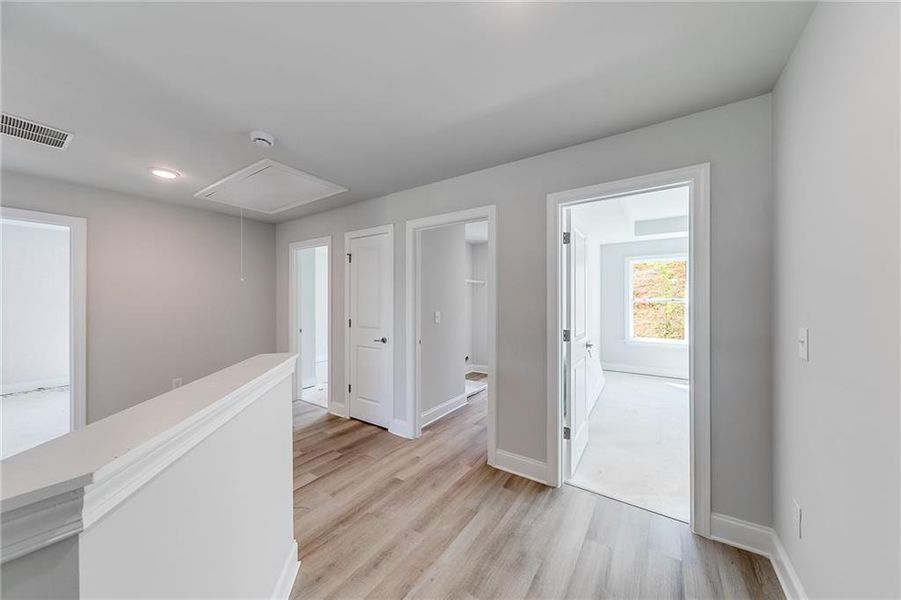 Spacious, unfurnished interior of a new home in , Homer (Image 21).