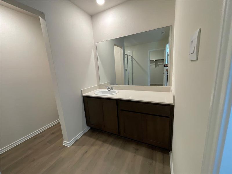 Furnished interior view inside a new home in Elevon, Lavon (Image 4).