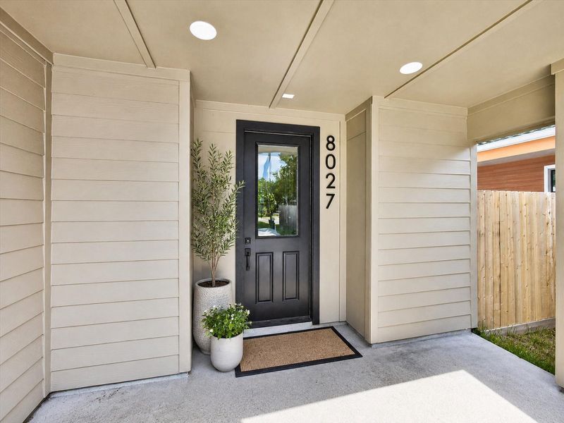 Discover an inviting entry that offers both charm and privacy with the potential for a gated enhancement. Discover an inviting entry that offers both charm and privacy with the potential for a gated enhancement.