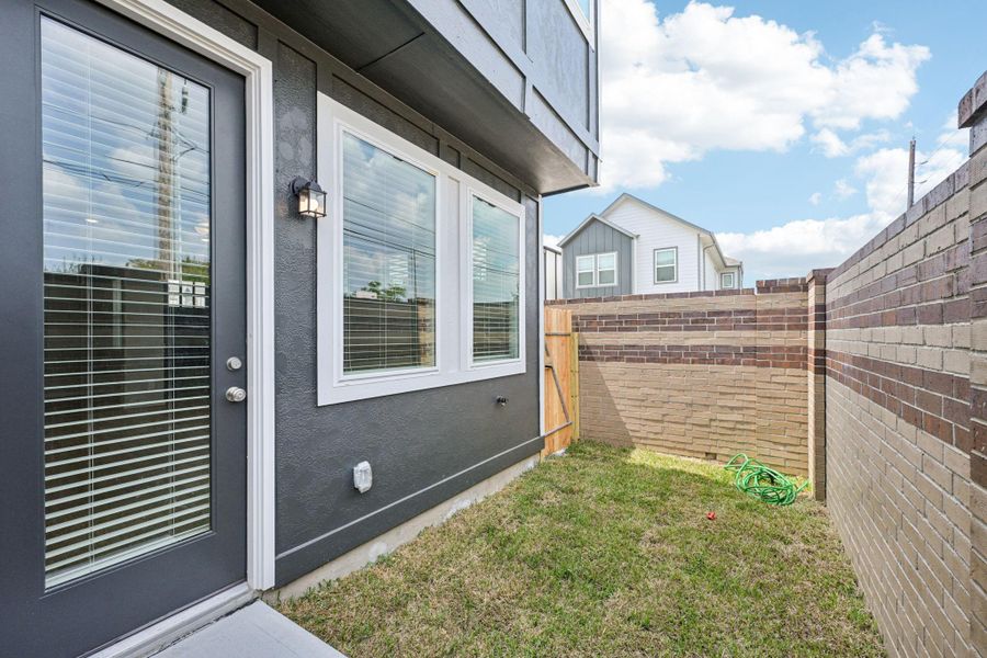 Photo is not of the actual home, but is an inspirational photo of builder’s model home and may depict options, furnishings, and/or decorator features that are not included