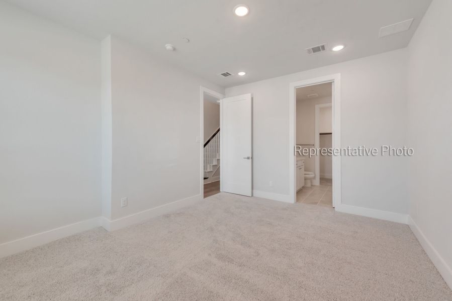Photo representation of the Aberdeen II floorplan. Colors, finishes and options will vary. Photo representation of the Aberdeen II floorplan. Colors, finishes and options will vary.