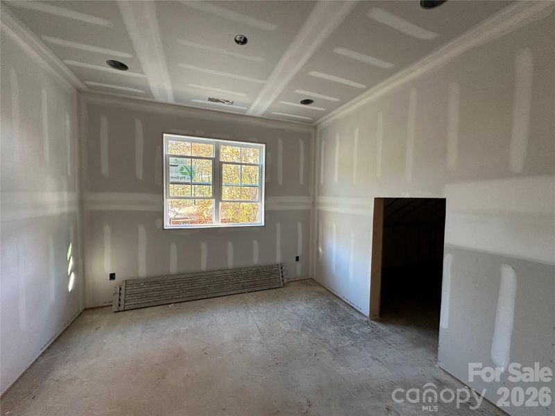 Study/office in upper level