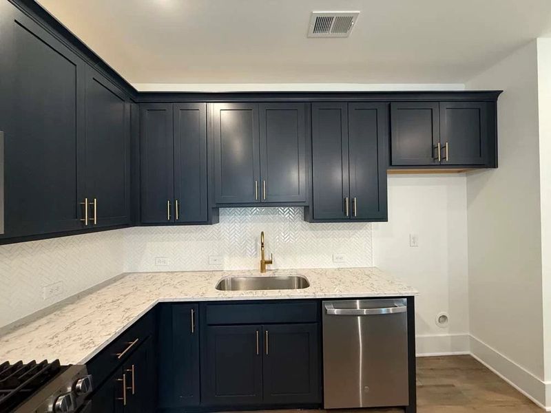 Kitchen featuring Luxe Collection Finishes