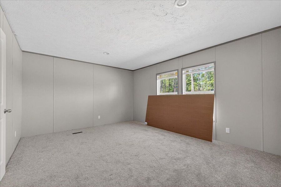 Spacious, unfurnished interior of a new home in , Walterboro (Image 33). Spacious, unfurnished interior of a new home in , Walterboro (Image 33).