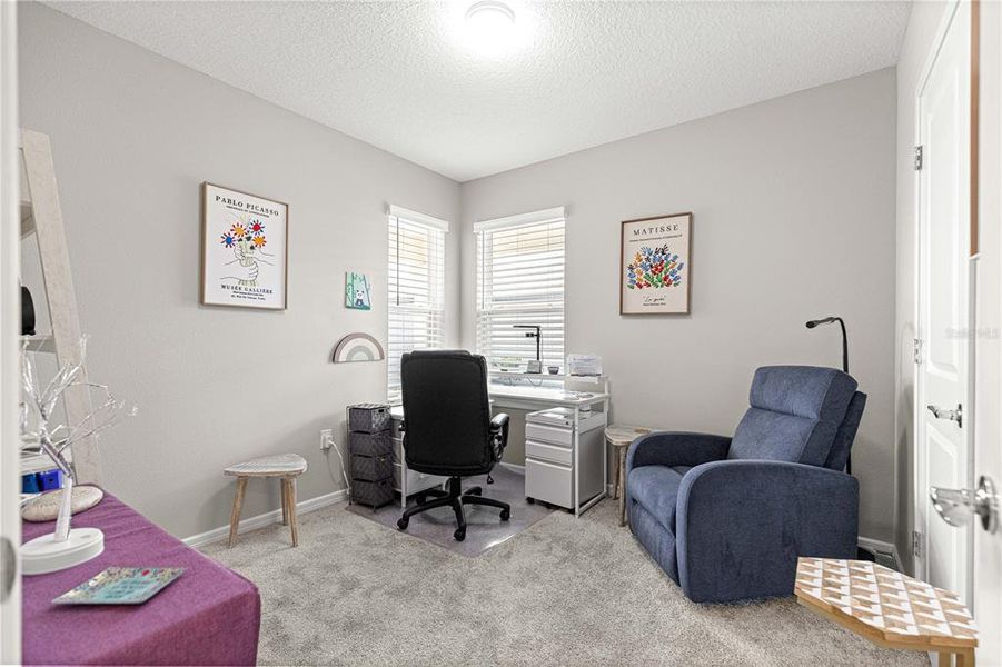 Furnished interior view inside a new home in Del Webb Stone Creek, Ocala (Image 11).