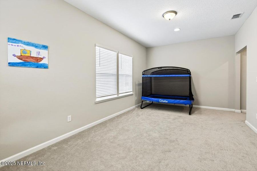 Spacious, unfurnished interior of a new home in Silver Landing at SilverLeaf, St. Augustine (Image 27).