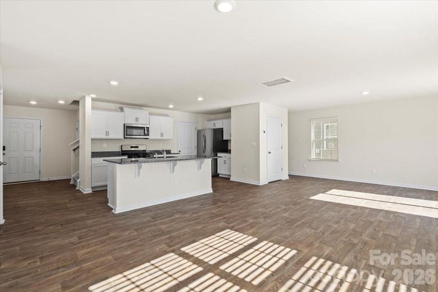 Spacious, unfurnished interior of a new home in , York (Image 31).