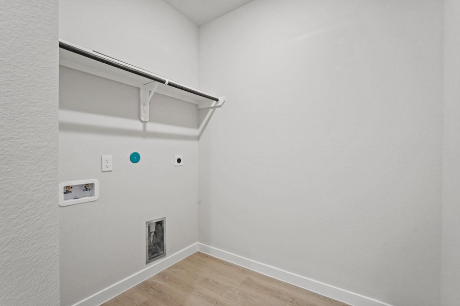 Spacious, unfurnished interior of a new home in Bayou Bend, Angleton (Image 19). Spacious, unfurnished interior of a new home in Bayou Bend, Angleton (Image 19).