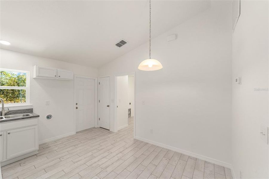 Spacious, unfurnished interior of a new home in , Dunnellon (Image 14). Spacious, unfurnished interior of a new home in , Dunnellon (Image 14).