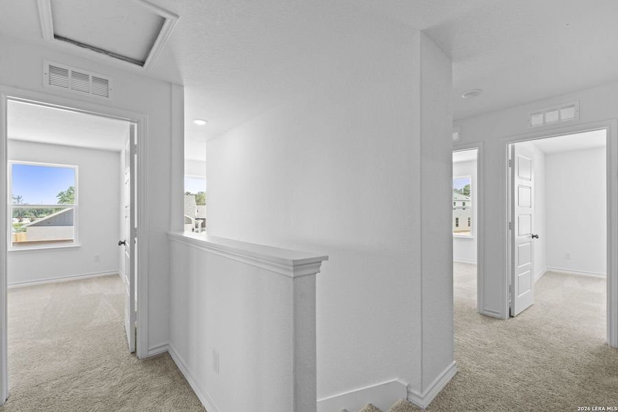 Spacious, unfurnished interior of a new home in Corley Farms, Boerne (Image 26).