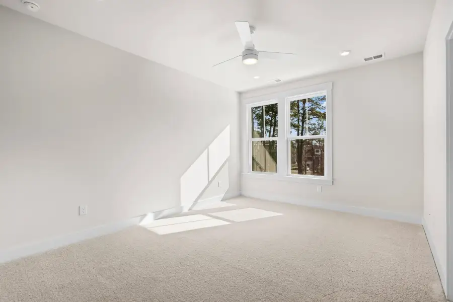 Spacious, unfurnished interior of a new home in Harbor Oaks Marina, Myrtle Beach (Image 23). Spacious, unfurnished interior of a new home in Harbor Oaks Marina, Myrtle Beach (Image 23).