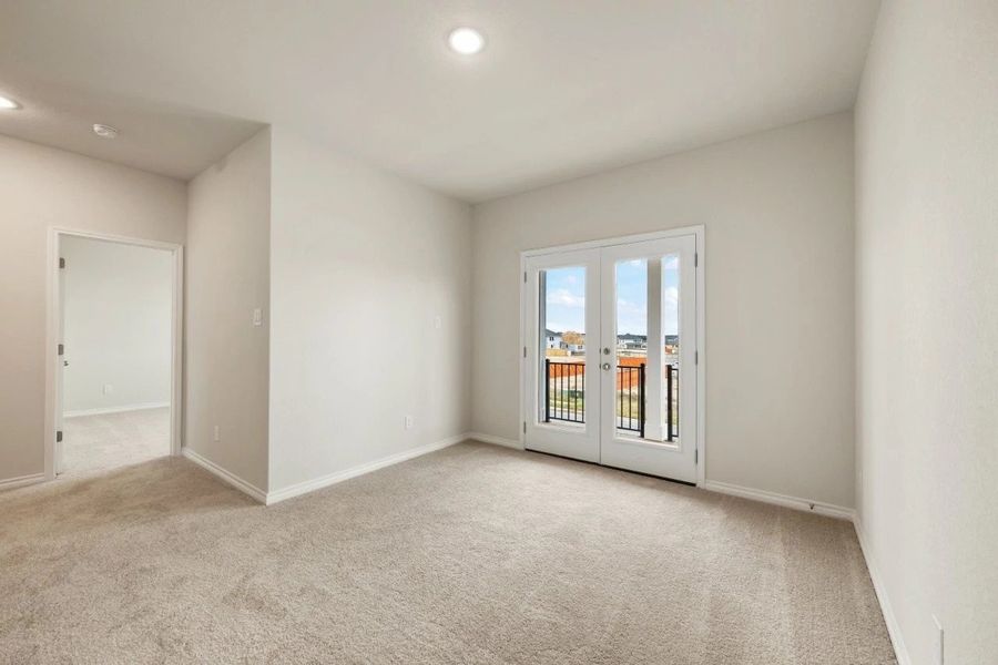 Spacious, unfurnished interior of a new home in The Cottages at Lariat, Liberty Hill (Image 47).