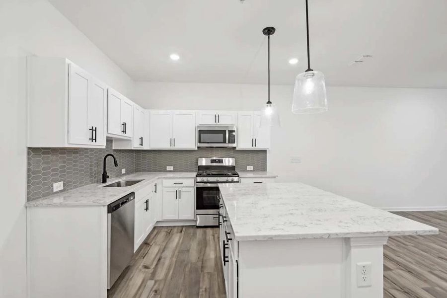 Sample Photo: Kitchen featuring Rockwell Collection Finishes Sample Photo: Kitchen featuring Rockwell Collection Finishes