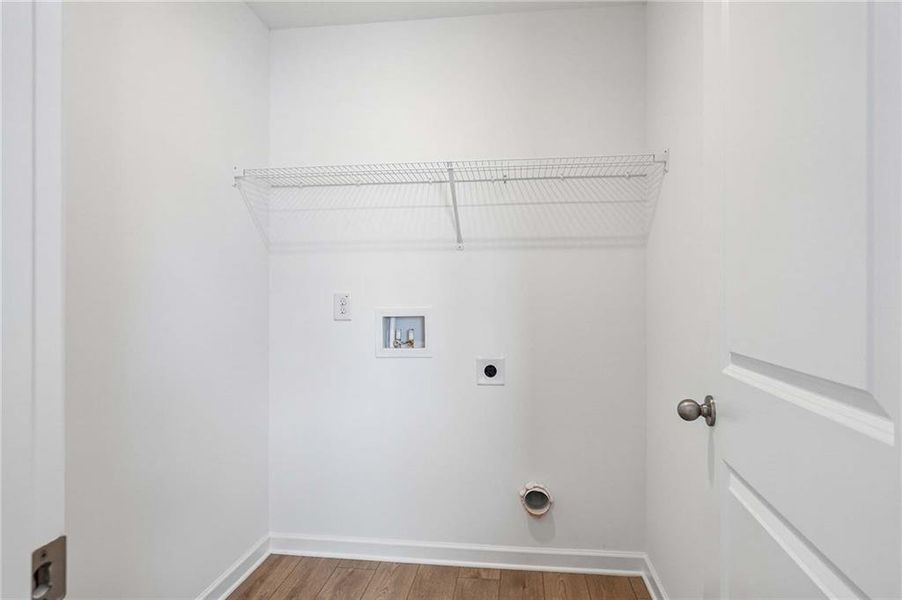 Spacious, unfurnished interior of a new home in Leydenview, Mableton (Image 26). Spacious, unfurnished interior of a new home in Leydenview, Mableton (Image 26).