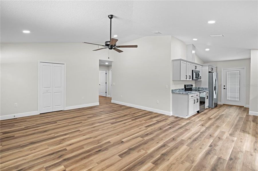 Spacious, unfurnished interior of a new home in , Brooksville (Image 11).