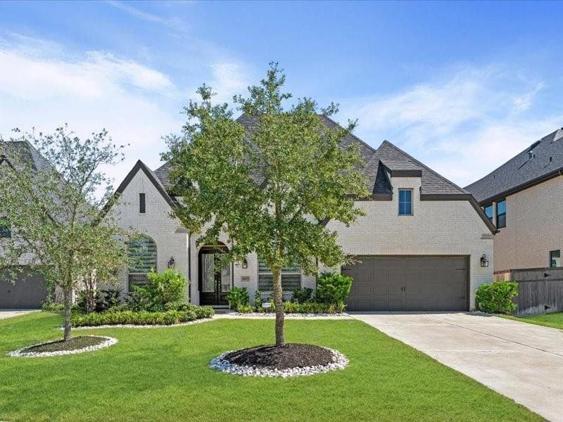 Yes! This home is for the self-assured lifestyle. Check it out. Yes! This home is for the self-assured lifestyle. Check it out.