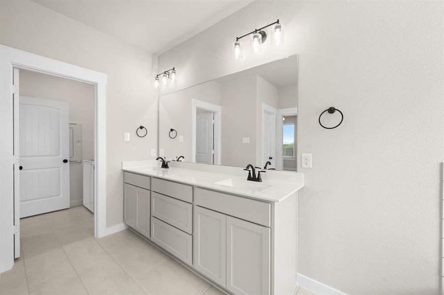 2401 Rams Horn- Primary Suite-4