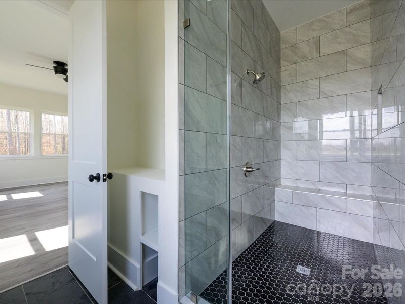 Image 27 of a home in .