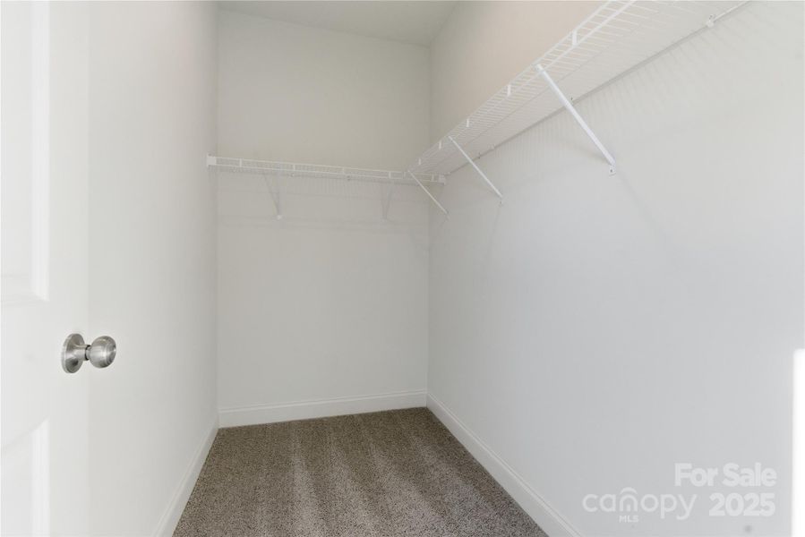 Spacious, unfurnished interior of a new home in , Fort Mill (Image 19).