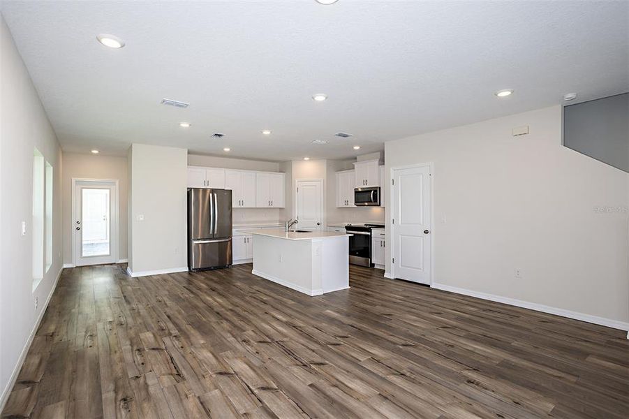 Spacious, unfurnished interior of a new home in Pasadena Ridge, Dade City (Image 13). Spacious, unfurnished interior of a new home in Pasadena Ridge, Dade City (Image 13).