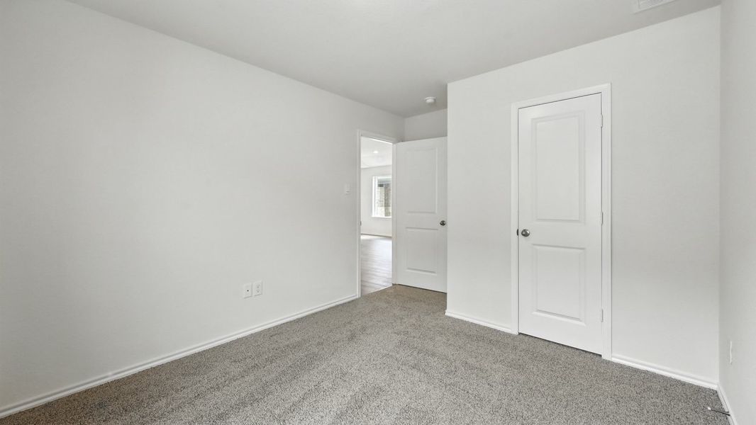 Spacious, unfurnished interior of a new home in Wildcat Ranch, Crandall (Image 19).