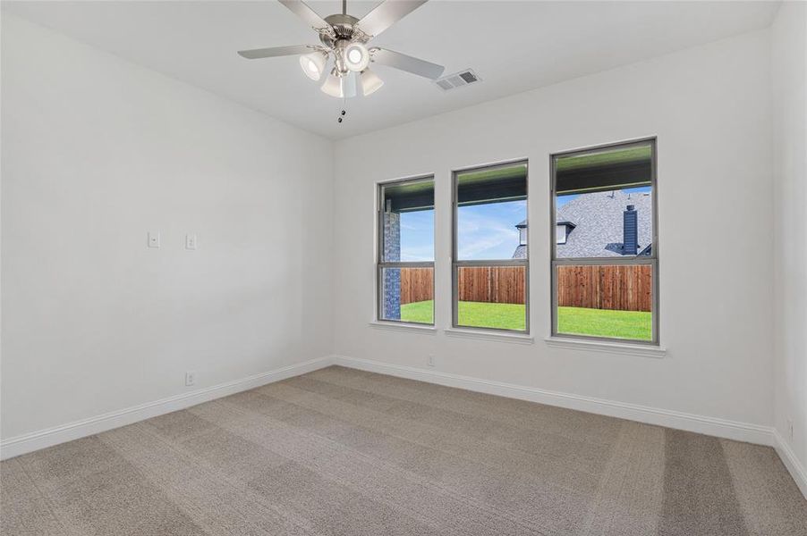 Spacious, unfurnished interior of a new home in Stone River Glen, Royse City (Image 15). Spacious, unfurnished interior of a new home in Stone River Glen, Royse City (Image 15).