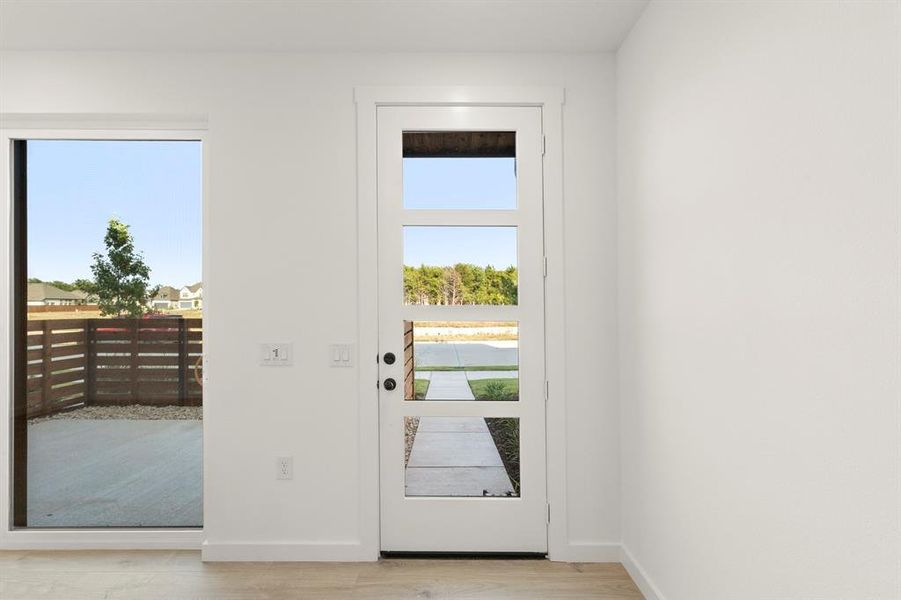 1829 Azalea_2270_Willow II_Entry