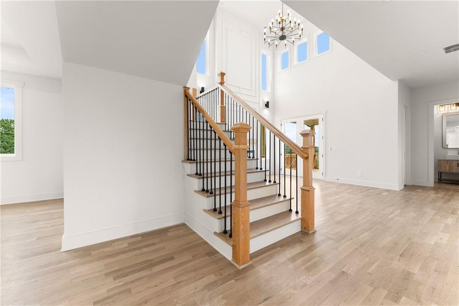 Furnished interior view inside a new home in , Clermont (Image 14).