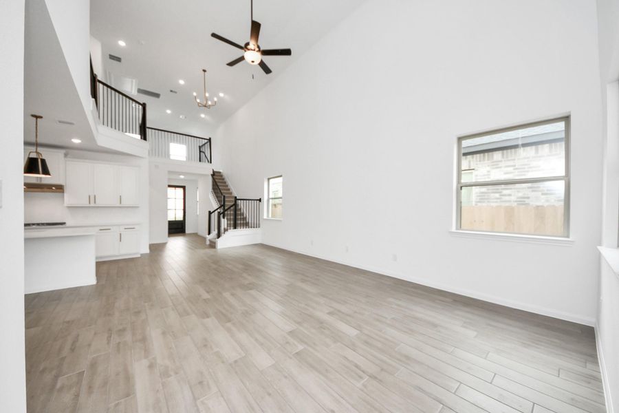 Spacious, unfurnished interior of a new home in Elyson, Katy (Image 22).