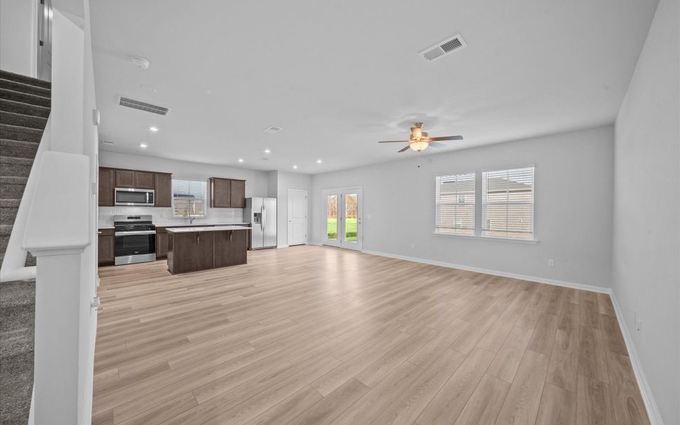 Spacious, unfurnished interior of a new home in Crestview, Spartanburg (Image 22). Spacious, unfurnished interior of a new home in Crestview, Spartanburg (Image 22).