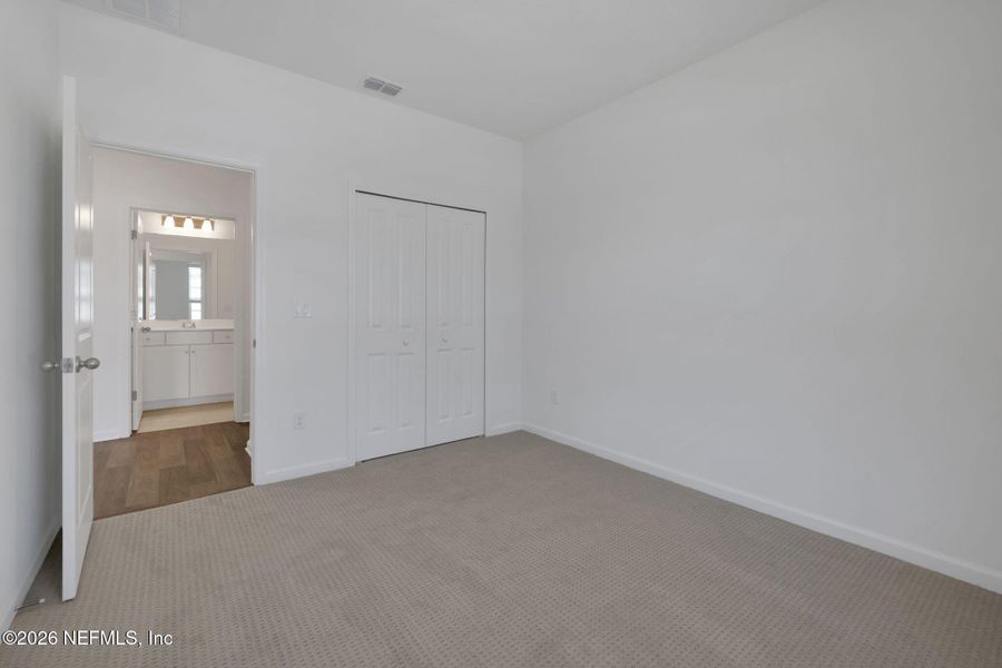 Spacious, unfurnished interior of a new home in Hyland Trail, Green Cove Springs (Image 46). Spacious, unfurnished interior of a new home in Hyland Trail, Green Cove Springs (Image 46).