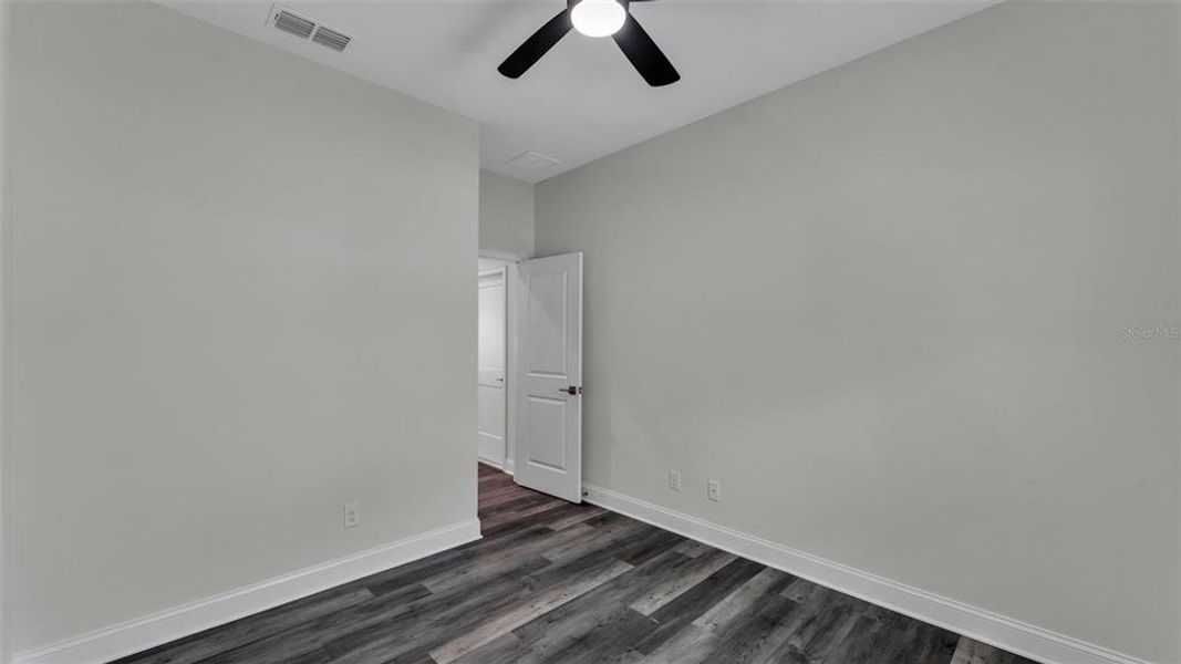 Spacious, unfurnished interior of a new home in , Winter Haven (Image 8).