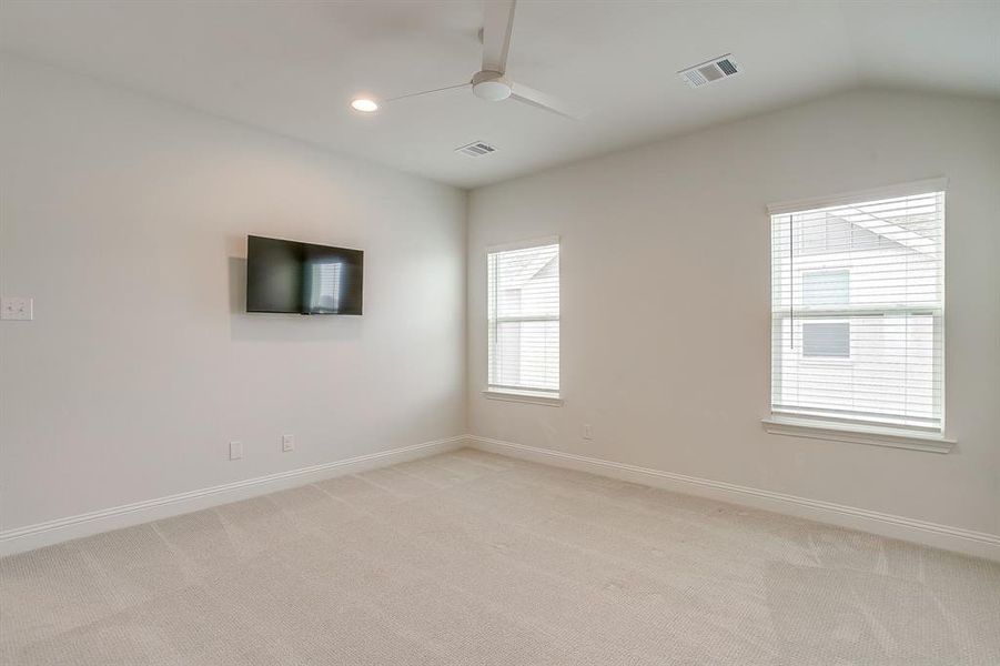 Spacious, unfurnished interior of a new home in Walsh, Fort Worth (Image 37). Spacious, unfurnished interior of a new home in Walsh, Fort Worth (Image 37).