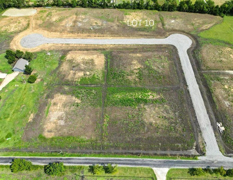 Aerial view of property and surrounding area