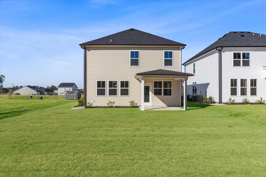 Exterior details and patio area of a home in Windsor, North Augusta (Image 4).