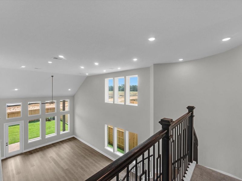 Spacious, unfurnished interior of a new home in Oakhill Reserve, Tomball (Image 17).