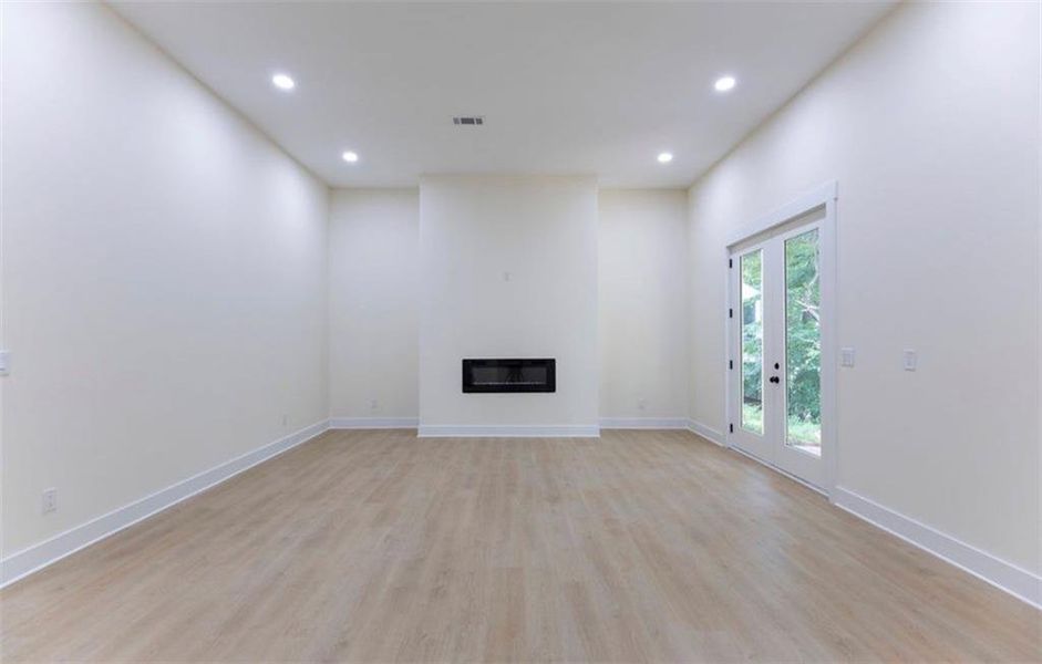 Spacious, unfurnished interior of a new home in , Peachtree Corners (Image 39).