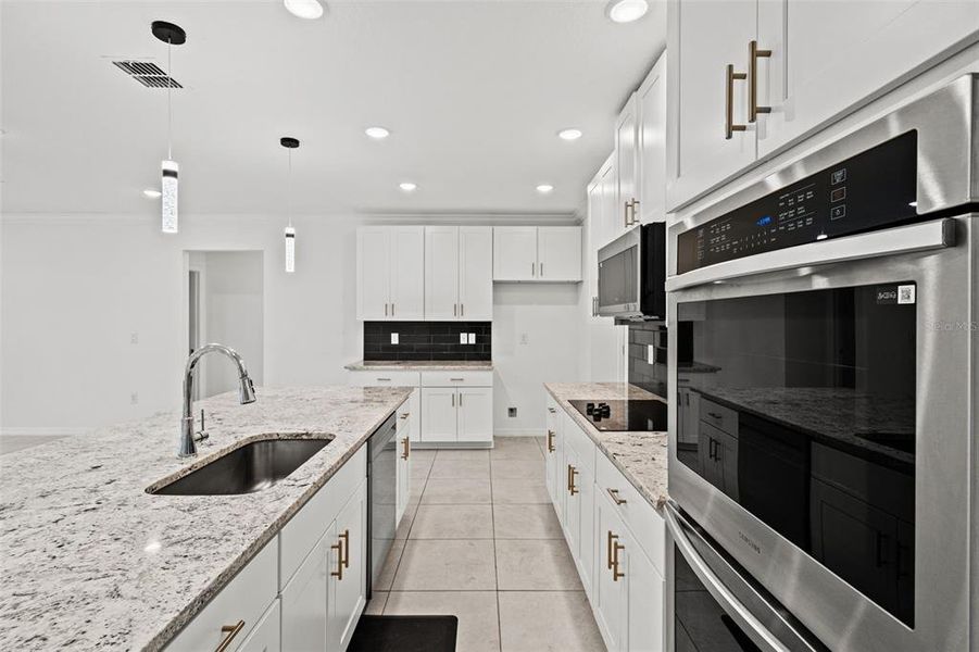 Furnished interior view inside a new home in , Weeki Wachee (Image 10).