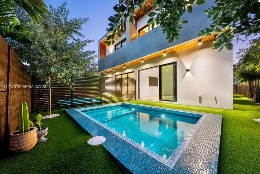Exterior details and patio area of a home in , Miami (Image 52).
