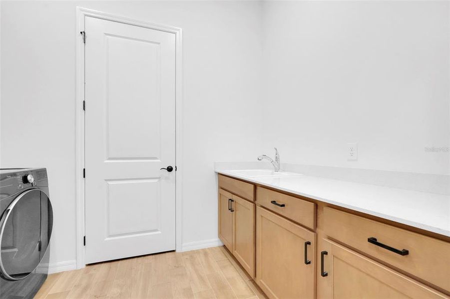 Furnished interior view inside a new home in , Orlando (Image 33). Furnished interior view inside a new home in , Orlando (Image 33).