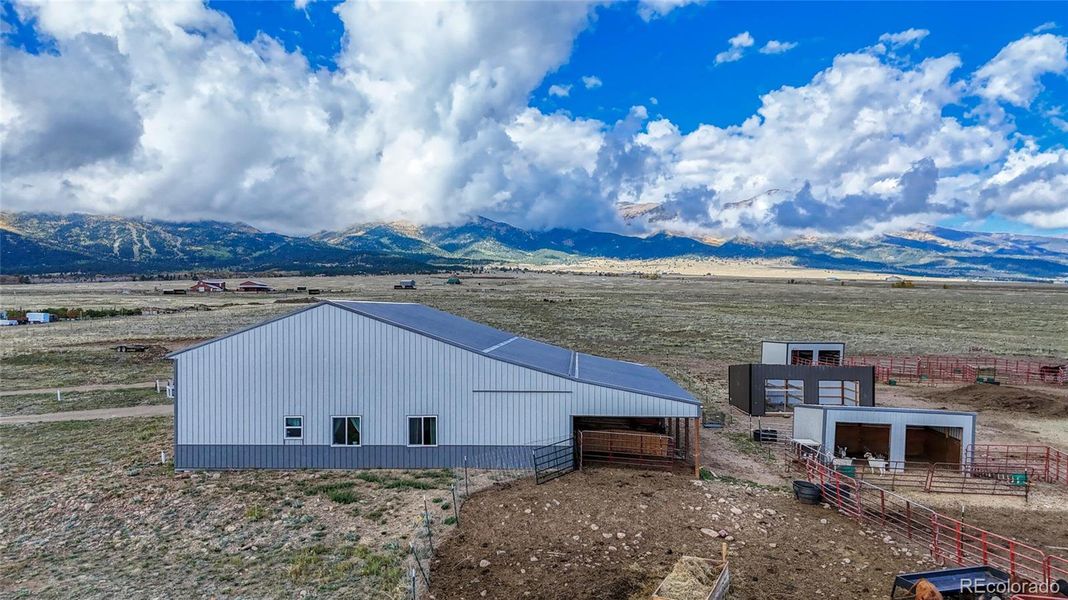 Image 27 of a home in . Image 27 of a home in .