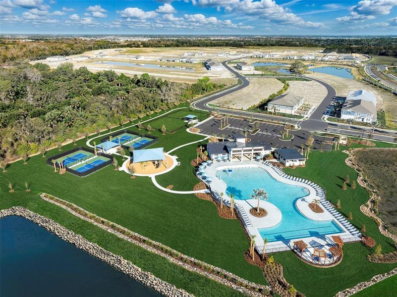 Community amenities in Crosswind Ranch, Parrish (Image 6).