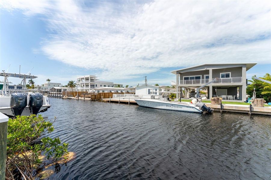 Exterior details and patio area of a home in , Key Largo (Image 26).
