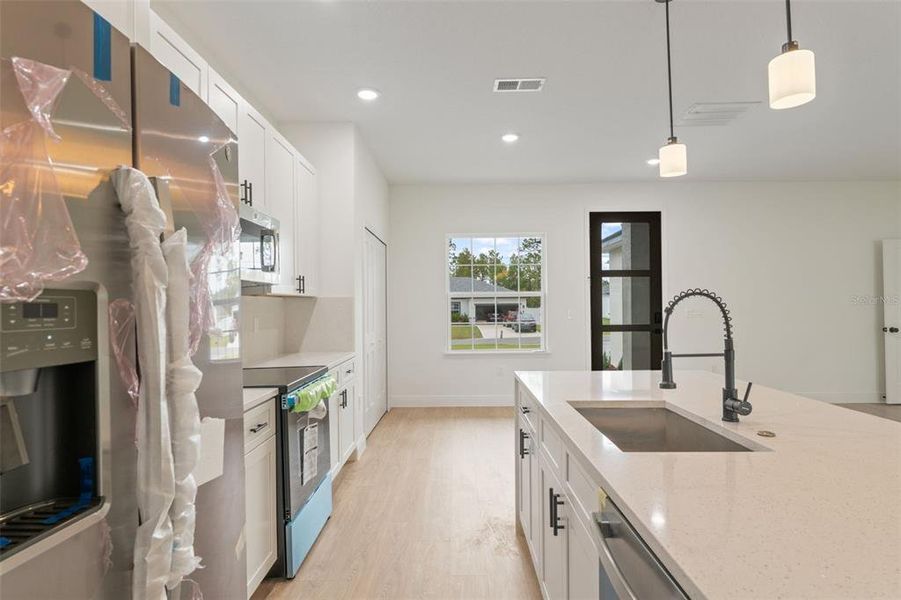Furnished interior view inside a new home in , Ocala (Image 8).