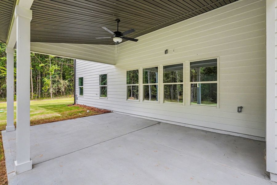 Exterior details and patio area of a home in Flint Farms, Concord (Image 4).