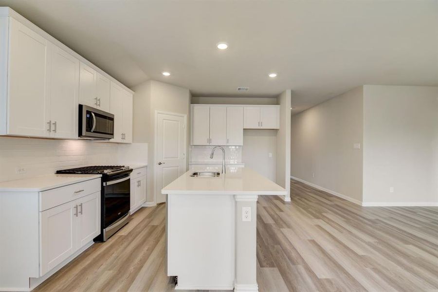 Furnished interior view inside a new home in Stratton Place, Greenville (Image 6).