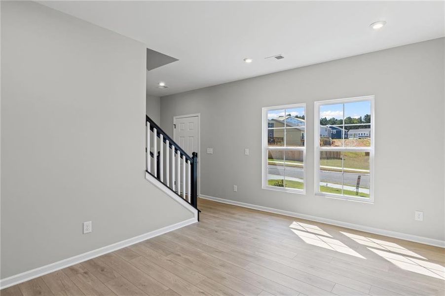 Spacious, unfurnished interior of a new home in Sage Woods, Dallas (Image 12). Spacious, unfurnished interior of a new home in Sage Woods, Dallas (Image 12).